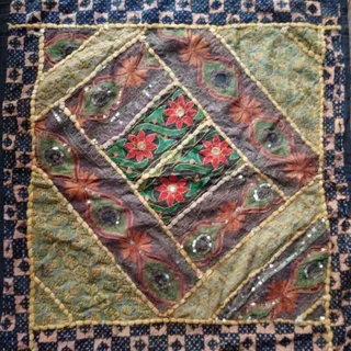 رومیزی تکه دوزی