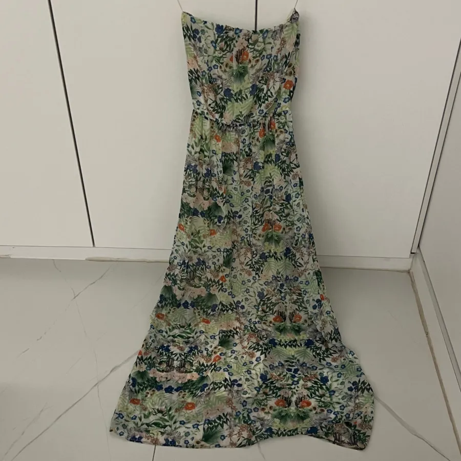 پیراهن ساحلی