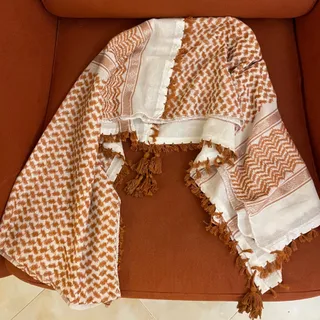 شال دور ریش