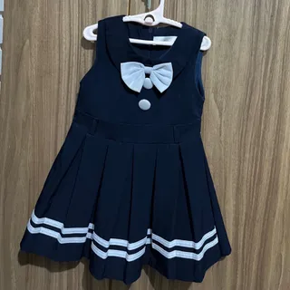 پیراهن بچگانه