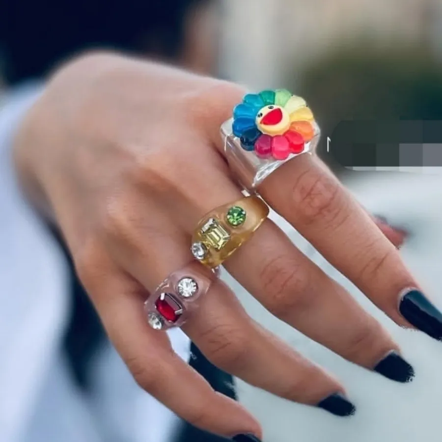 انگشتر (چانکی)رنگی خاص