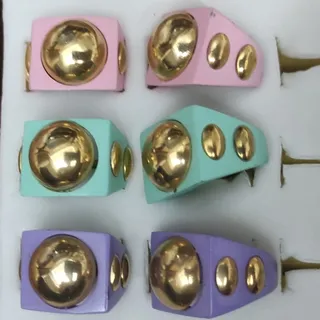 انگشتر فلزی رنگی خاص