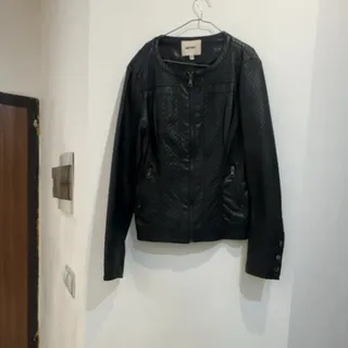 کاپشن چرم