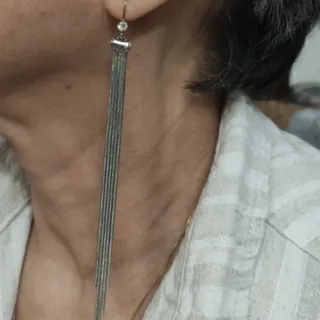 گوشواره آویز بسیار بلند