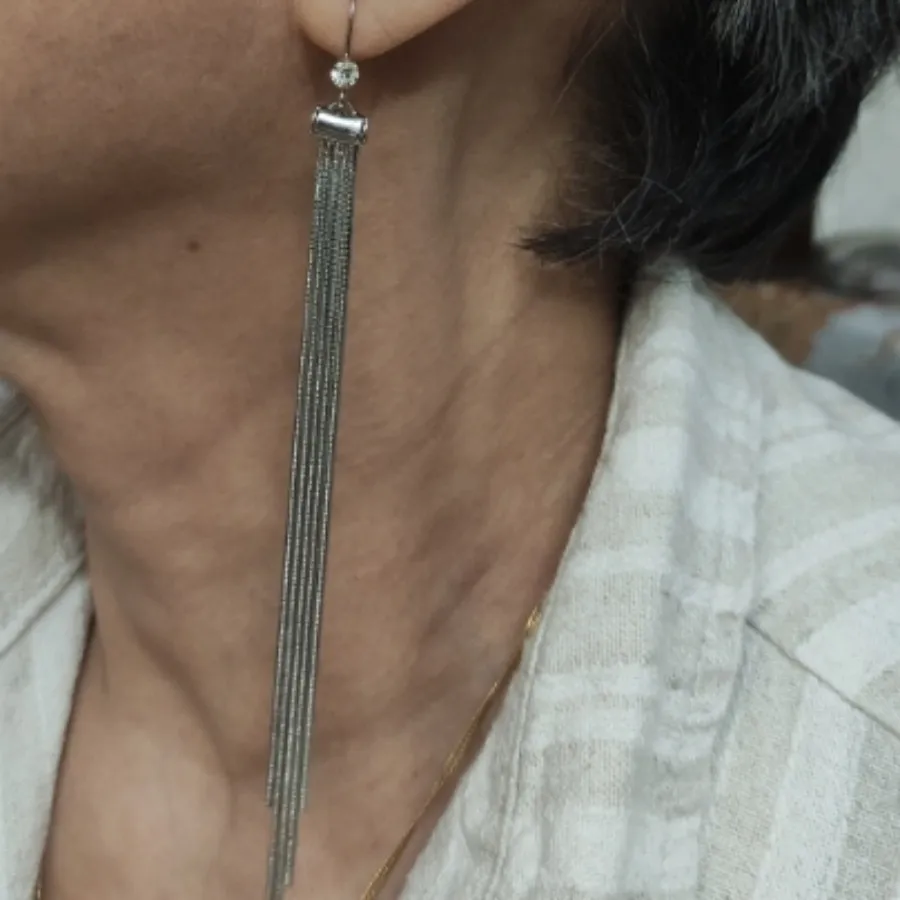 گوشواره آویز بسیار بلند