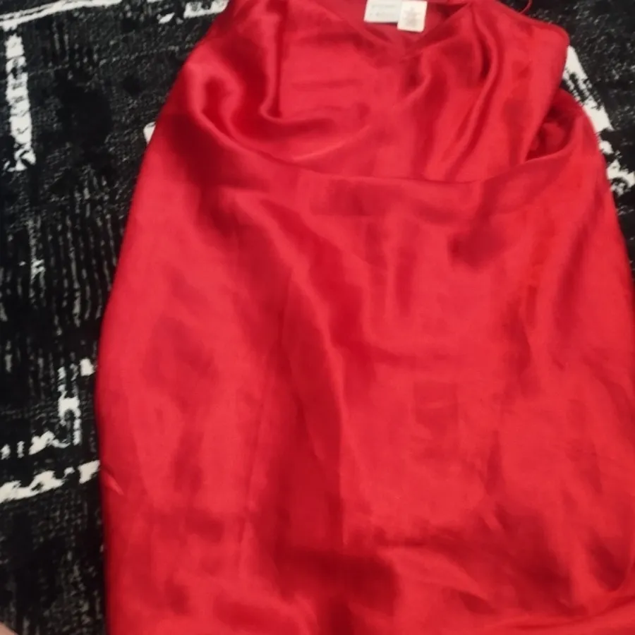 لباس خواب خارجی ساتن قرمز