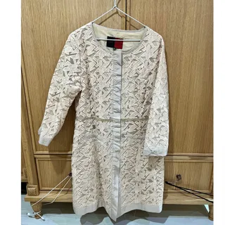 مانتو مجلسی کرم-گلبهی