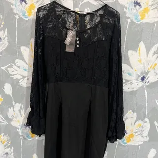 پیراهن مشکی