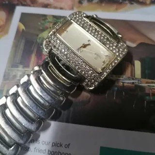 ساعت مچی زنانه