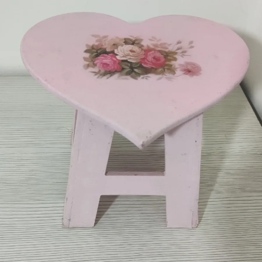 چهارپایه چوبی