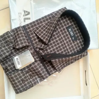 پیراهن مردانه نو با جعبه