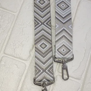 بند برزنتی طرحدار