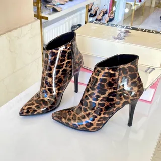 نیم بوت ورنی پلنگی