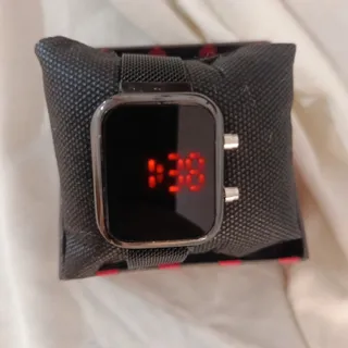 ساعت دیجیتالی