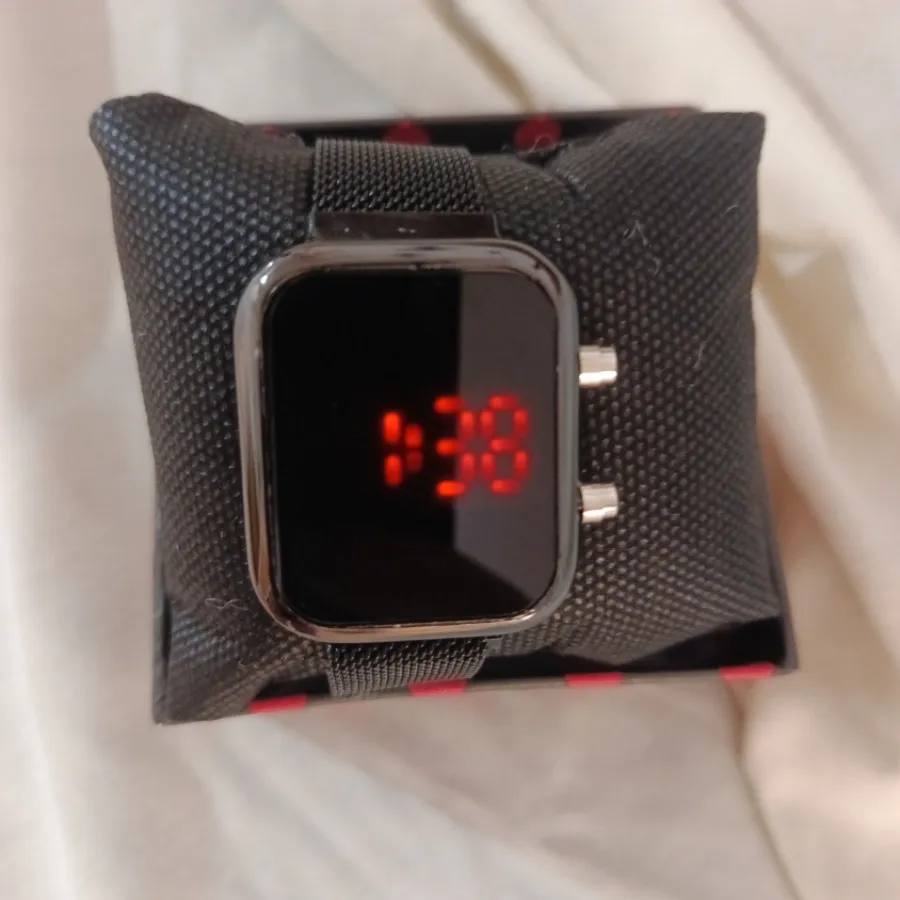 ساعت دیجیتالی