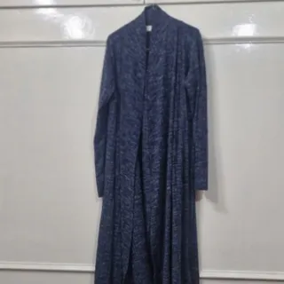 مانتو جلوباز