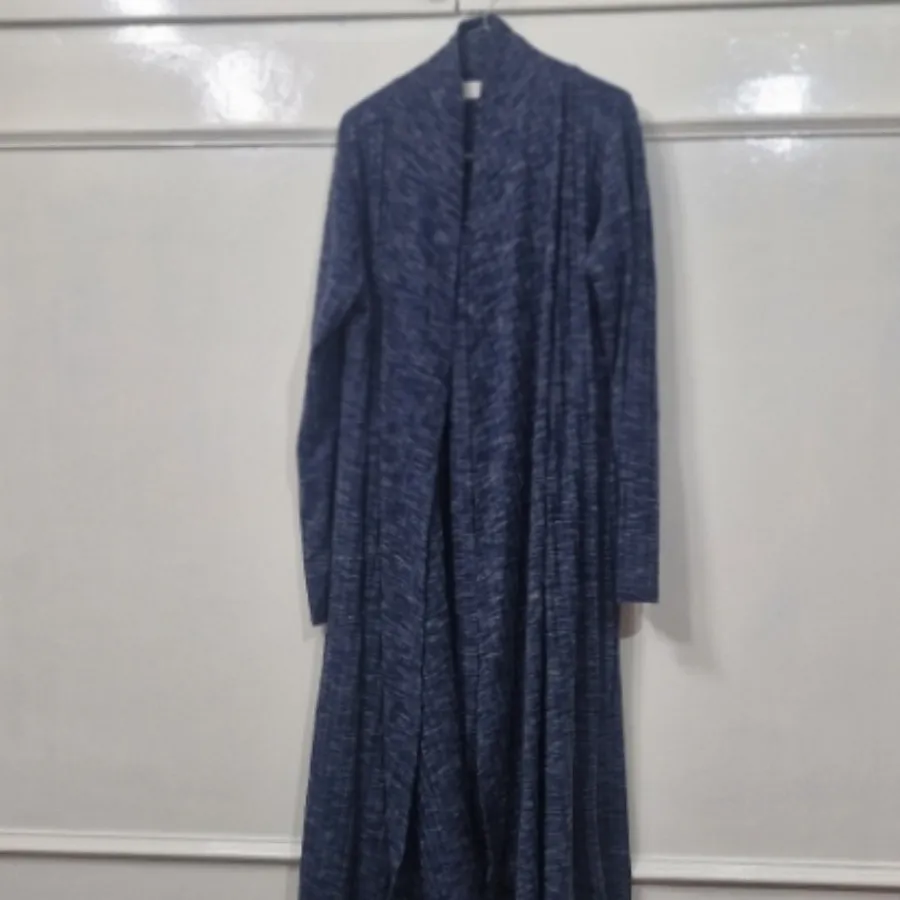 مانتو جلوباز