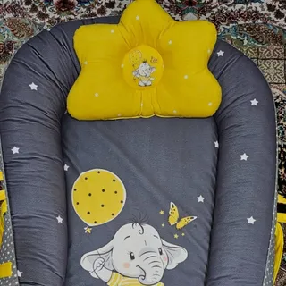 تشک.بالش .آغوشی