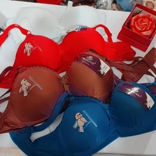 سوتین دخترانه