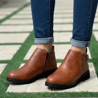 نیم بوت نگینی