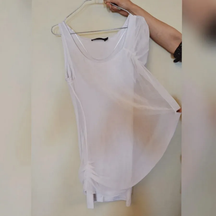 پیراهن سفید