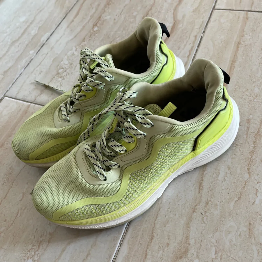 کتونی استرادیواریوس