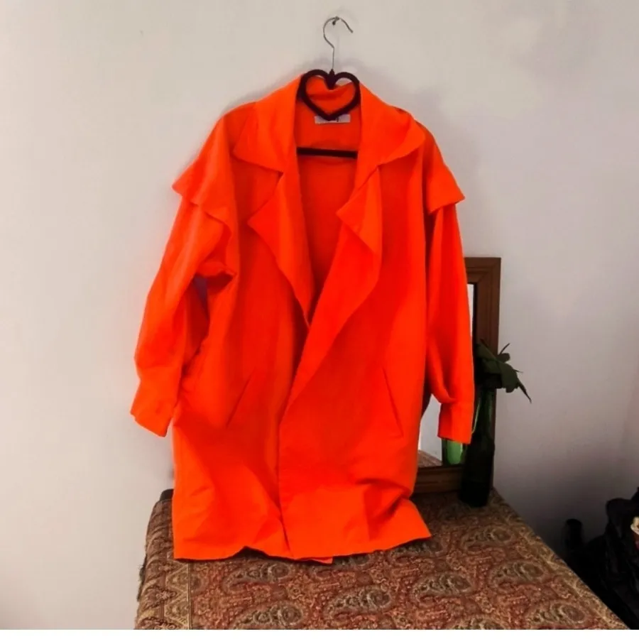 مانتو بارونی مخملی نارنجی