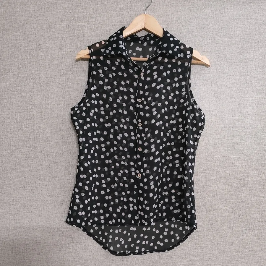 تاپ های حریر