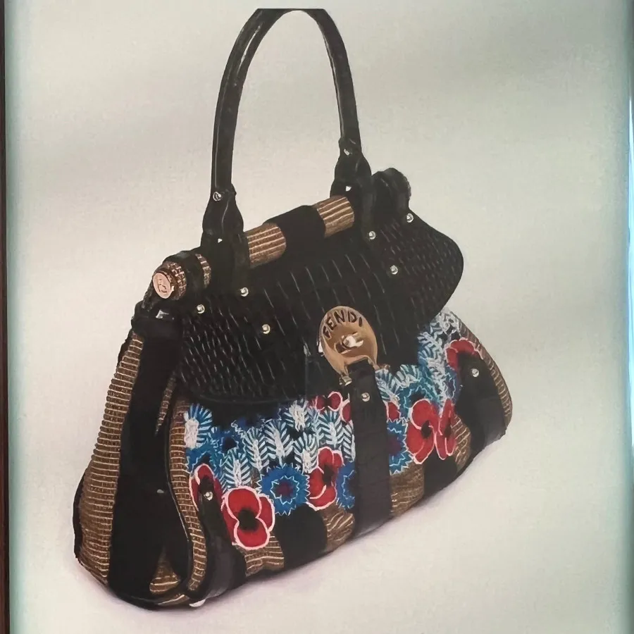 کیف فندی اورجینال