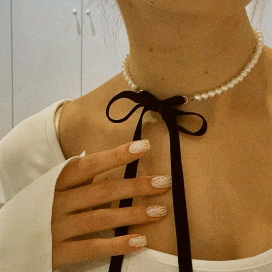 گردنبند ثمانه