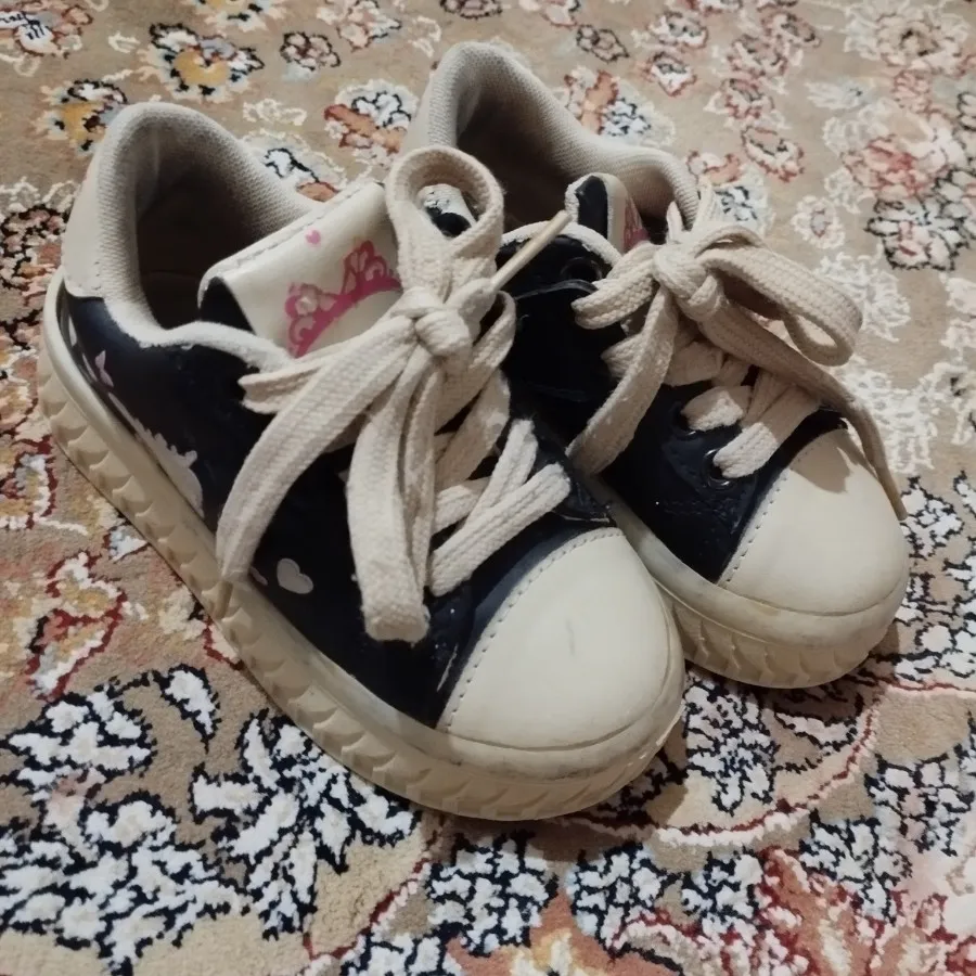 کفش دخترانه