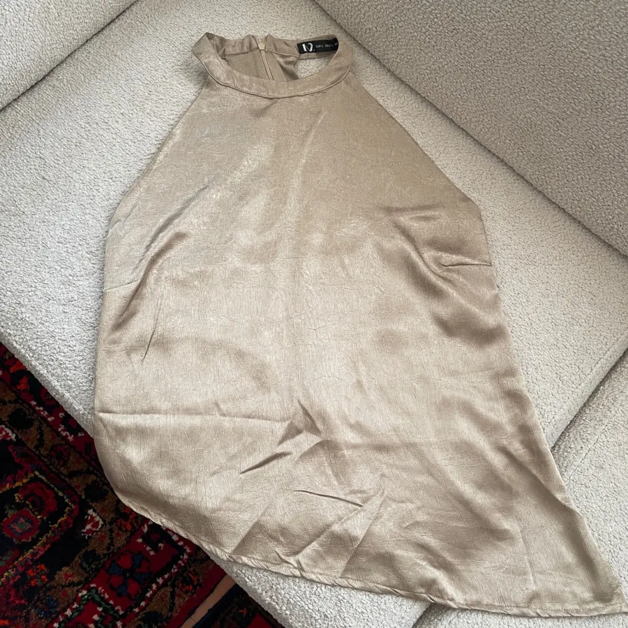 تاپ مجلسی زنانه