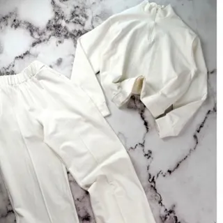 نیم زیپ و شلوار