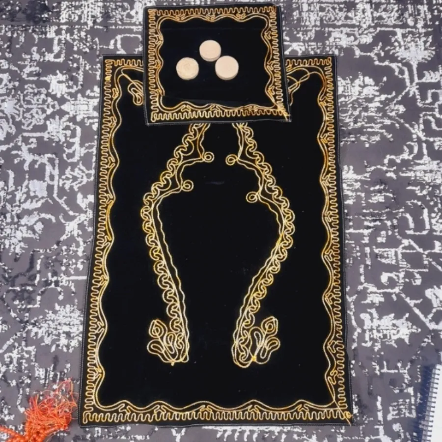 جانماز مخمل