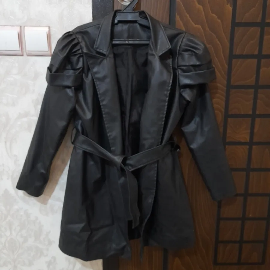 کت چرم و شلوار چرم