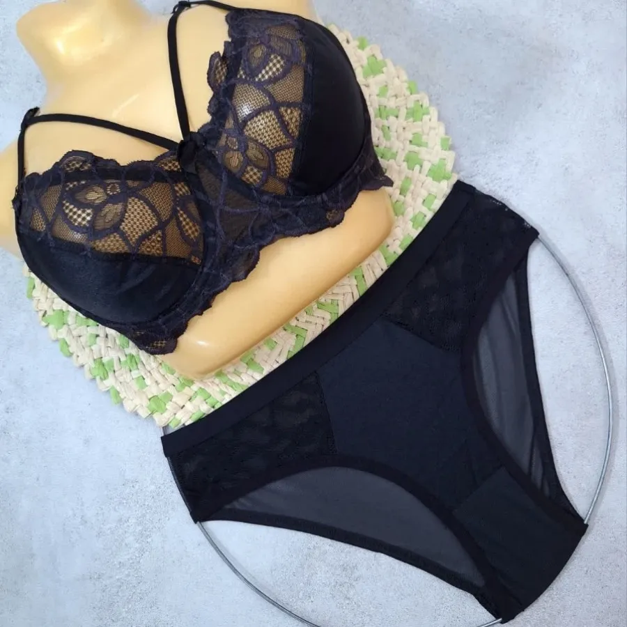 ست سوتین شورت