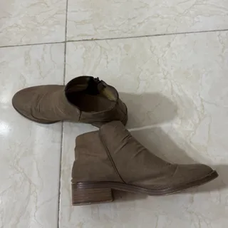 تیم بوت جیر برشکا