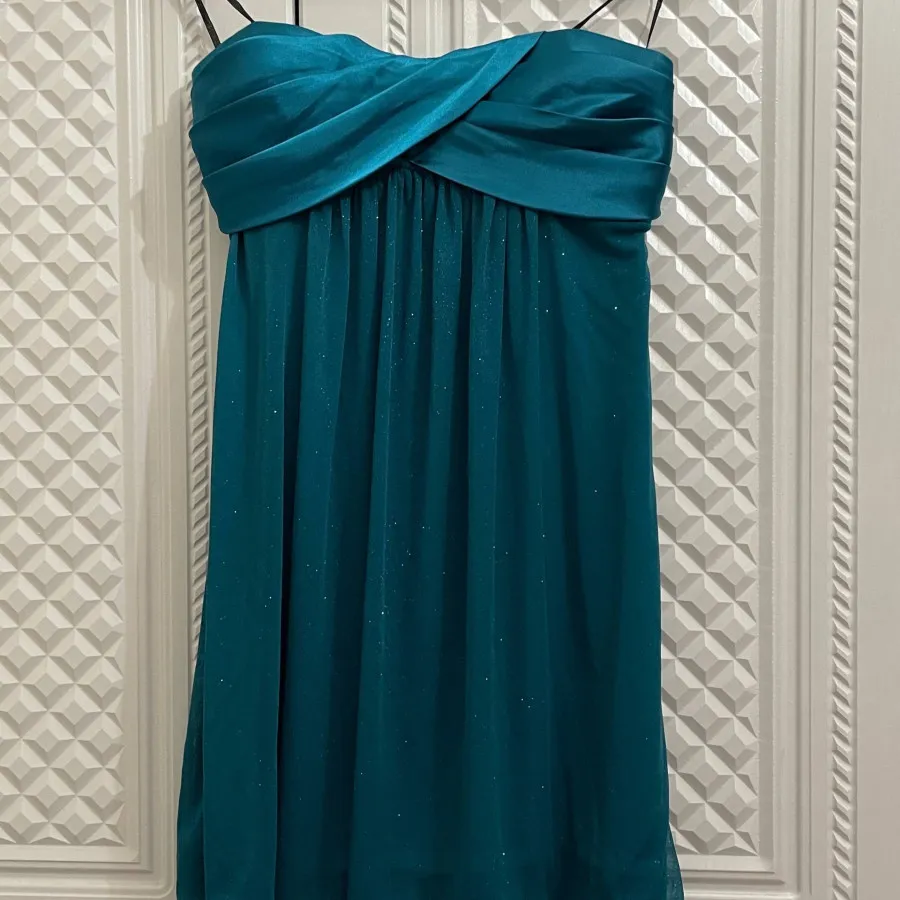 پیراهن دکلته آمریکایی