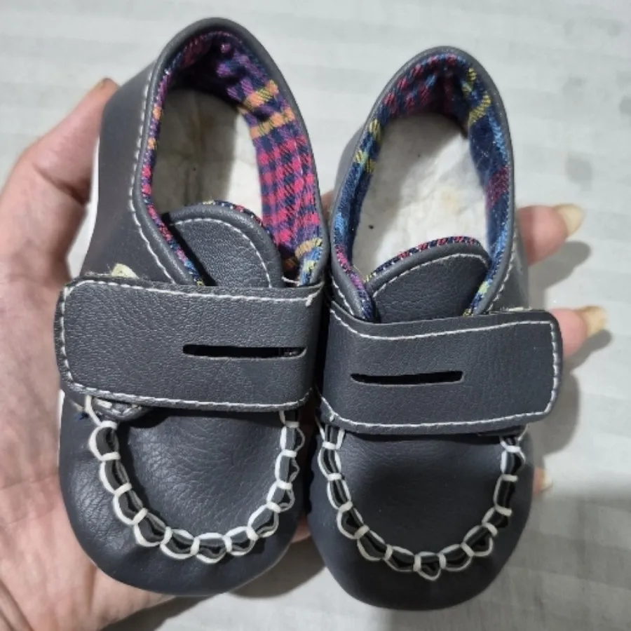 پاپوش نوزادی