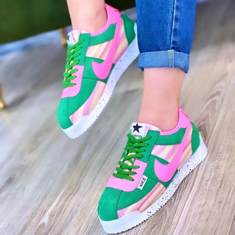 کفش اسپرت نایک