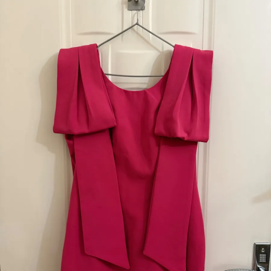 پیراهن مجلسی سرخابی