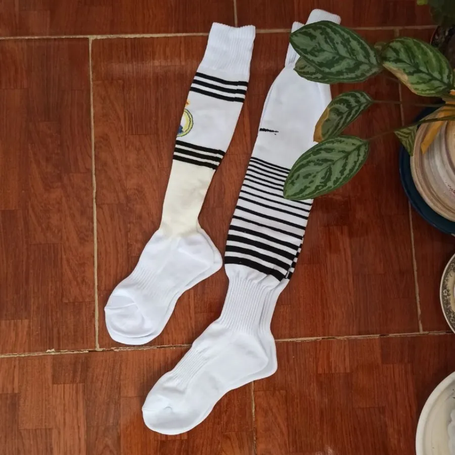 جوراب ورزشی