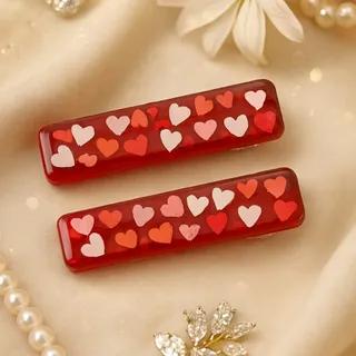 گیره رزینی قرمز قلبی