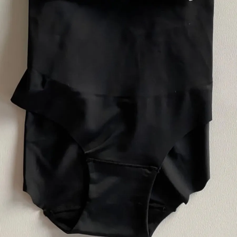 شورت گنی فاق بلند لیزری