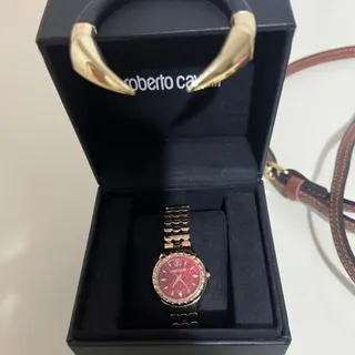 ساعت روبرتو کاوالی