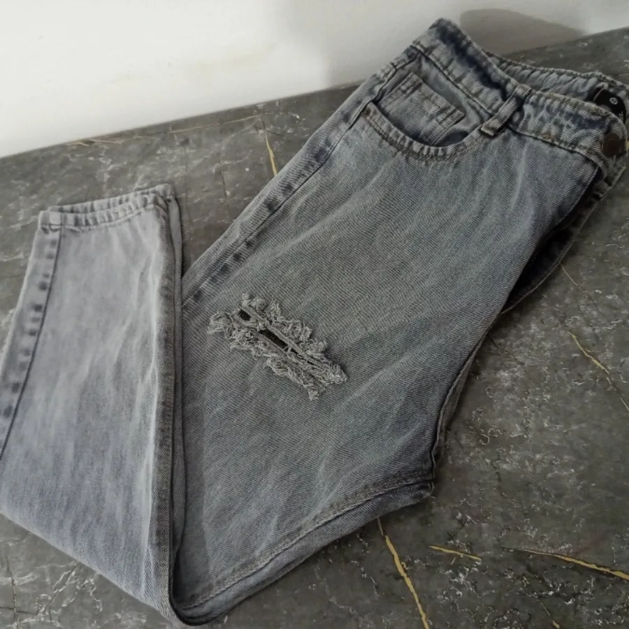 شلوار جین زنانه