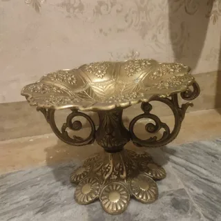 شیرینی خوری و میوه خوری