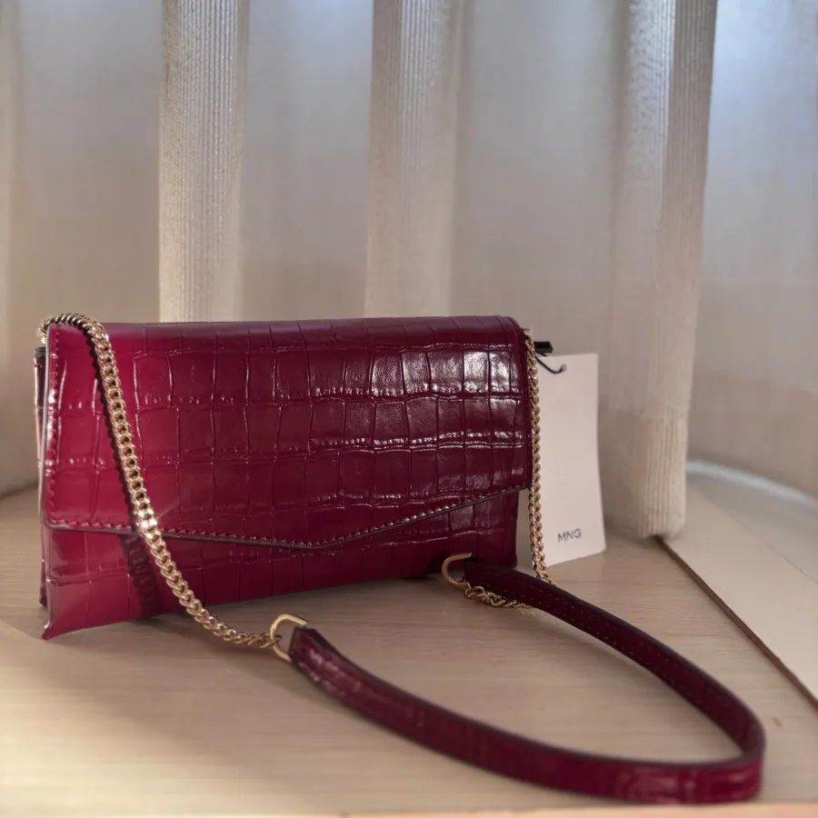 کیف مجلسی منگو