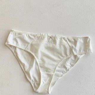 شورت کلاسیک برند آلمانی