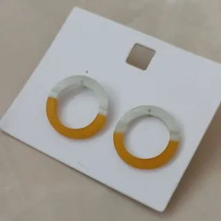 گوشواره جذاب و زیبا